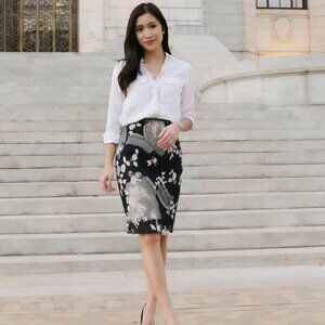 Lapis Ladies Pencil Skirt Floral Pattern Size:M Slightly Ruffled Hem